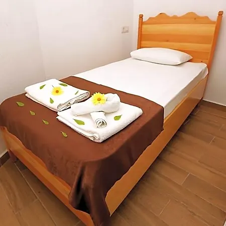 Dalyan Pension 롯지 *