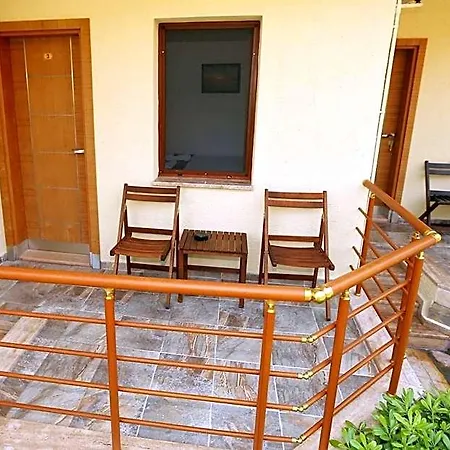 롯지 Dalyan Pension *