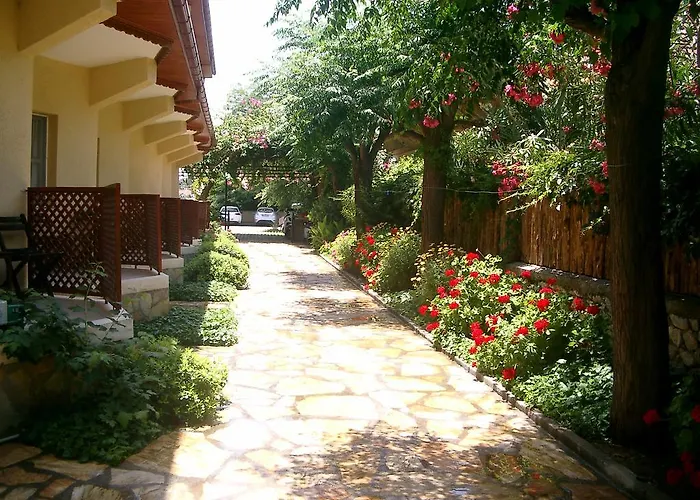 Chata Dalyan Pension *
